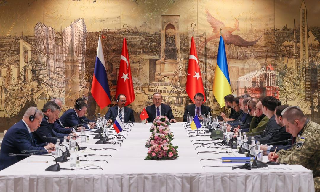 Ukraine war latest: Ukraine proposes peace talks with Russia next week; Fire reported near Moscow as Ukraine launches drone attack on Russia's capital