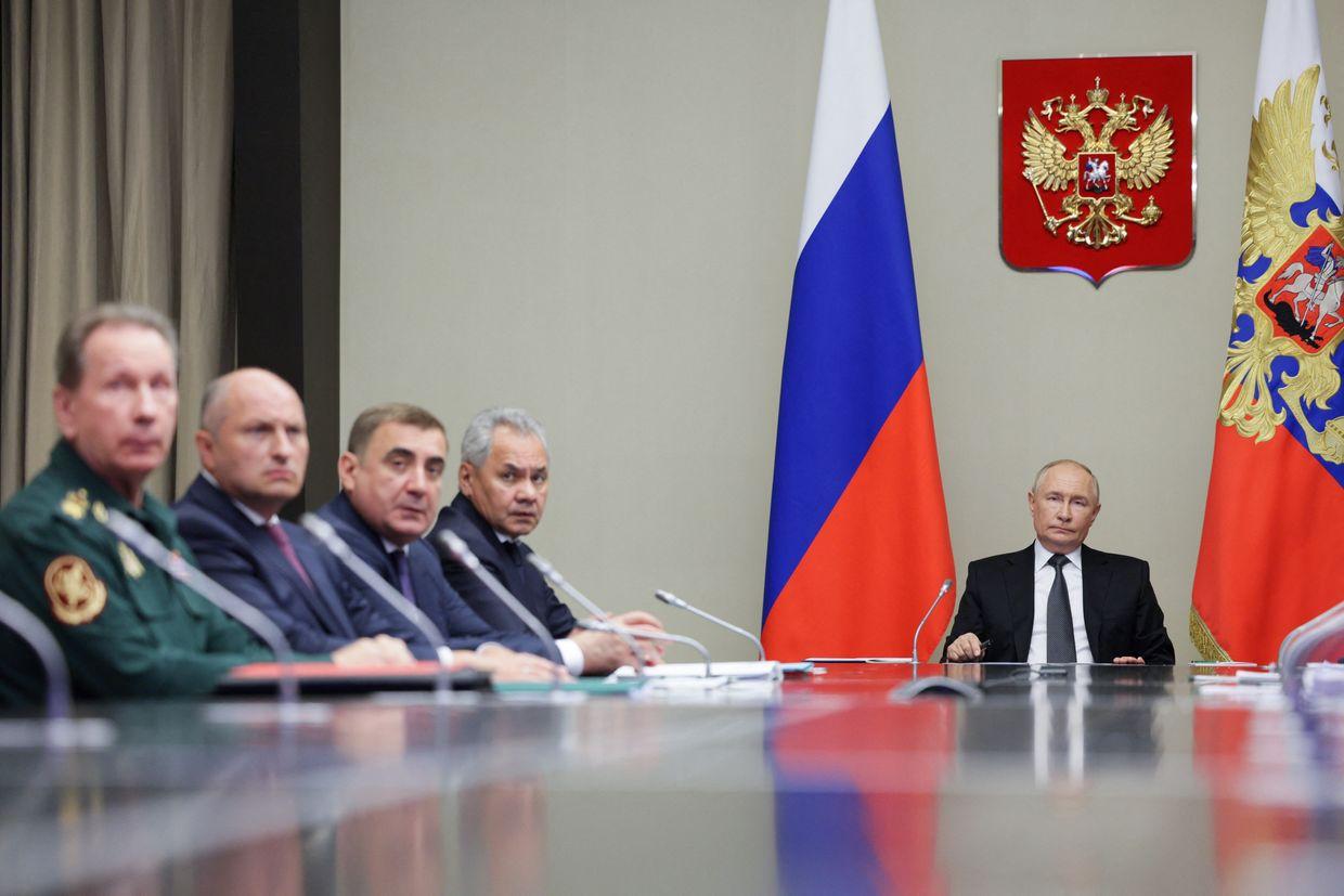 Majority of Americans believe Putin stalling peace talks, back sanctions if Russia refuses to negotiate, poll shows