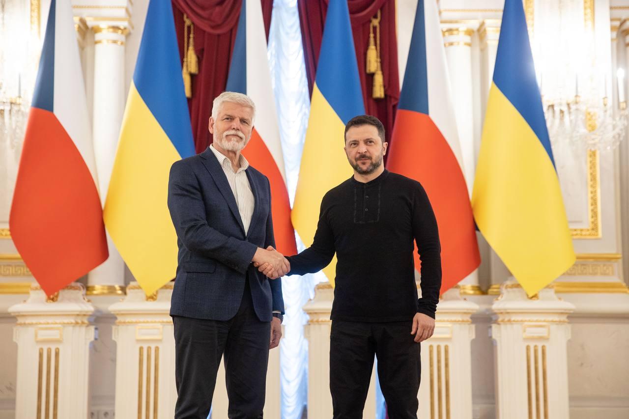 Zelensky, Pavel meet in Kyiv to discuss security guarantees for Ukraine