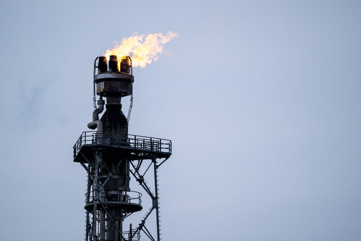 'Important facility hit' — Ukraine attacks Russian oil refinery in Saratov Oblast, military says