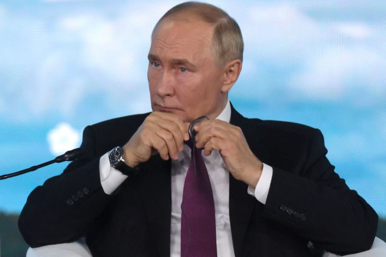 Vladimir Putin will not fly to Mexico for the inauguration of President-elect Claudia Sheinbaum.