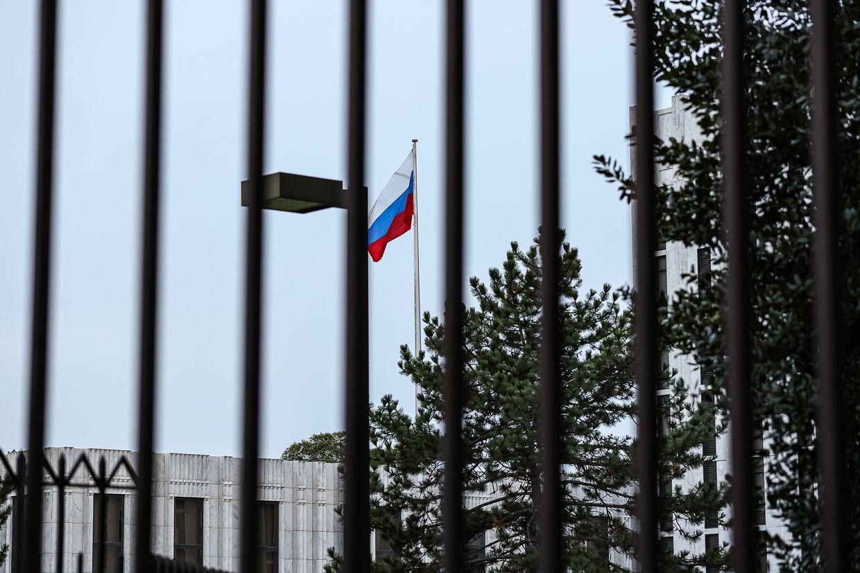 Congressional sanctions on hold as Trump threatens Russia with 'severe' tariffs