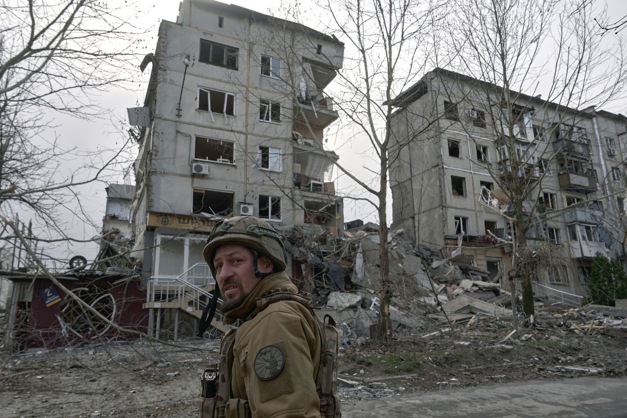 Ukrainian forces 'steadfastly' holding defenses near Pokrovsk, commander-in-chief says