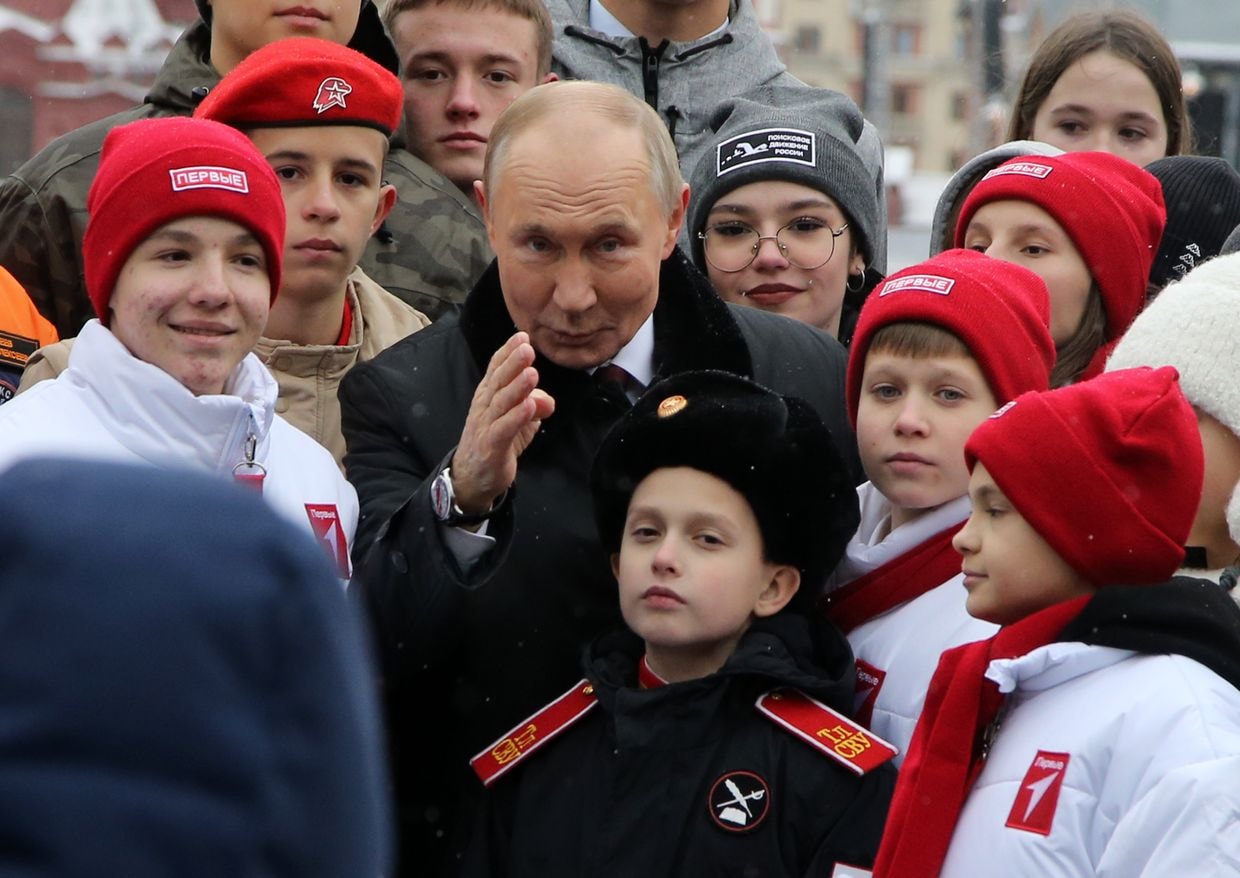 Photo for illustrative purposes. Russian President Vladimir Putin poses with children of Russian officers involved in the invasion of Ukraine and with members of the Youth Army and student organizations at Red Square, Moscow, Russia, on Nov. 4, 2024. (Contributor / Getty Images)