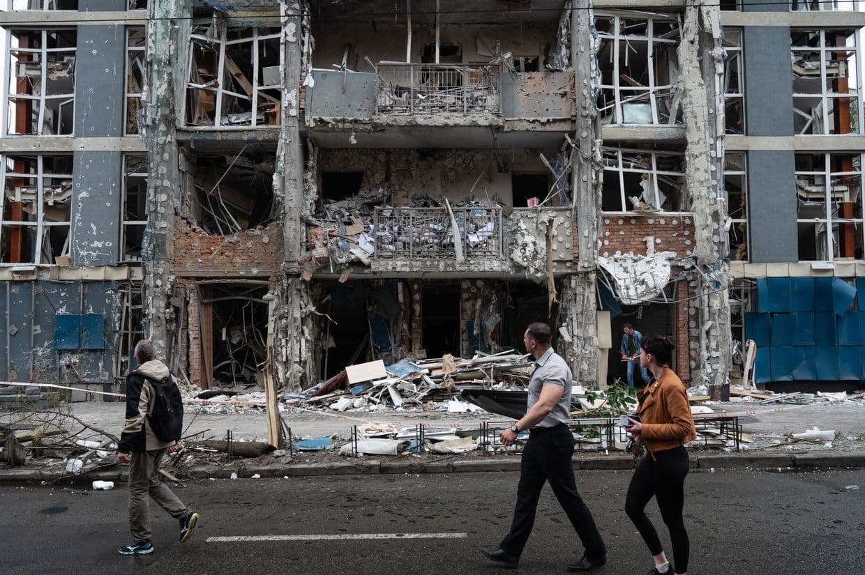 Ukraine war latest: Russia announces plans for new mass attacks on Kyiv as capital continues clean-up