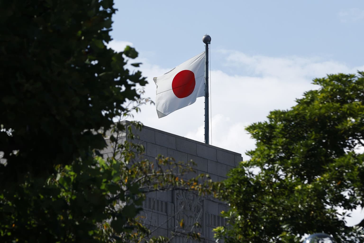 Japan could join NATO-led initiative to buy US weapons for Ukraine, media reports