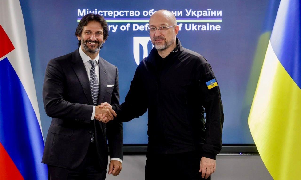 Slovakia sends first non-lethal defense aid package to Ukraine since Fico took office