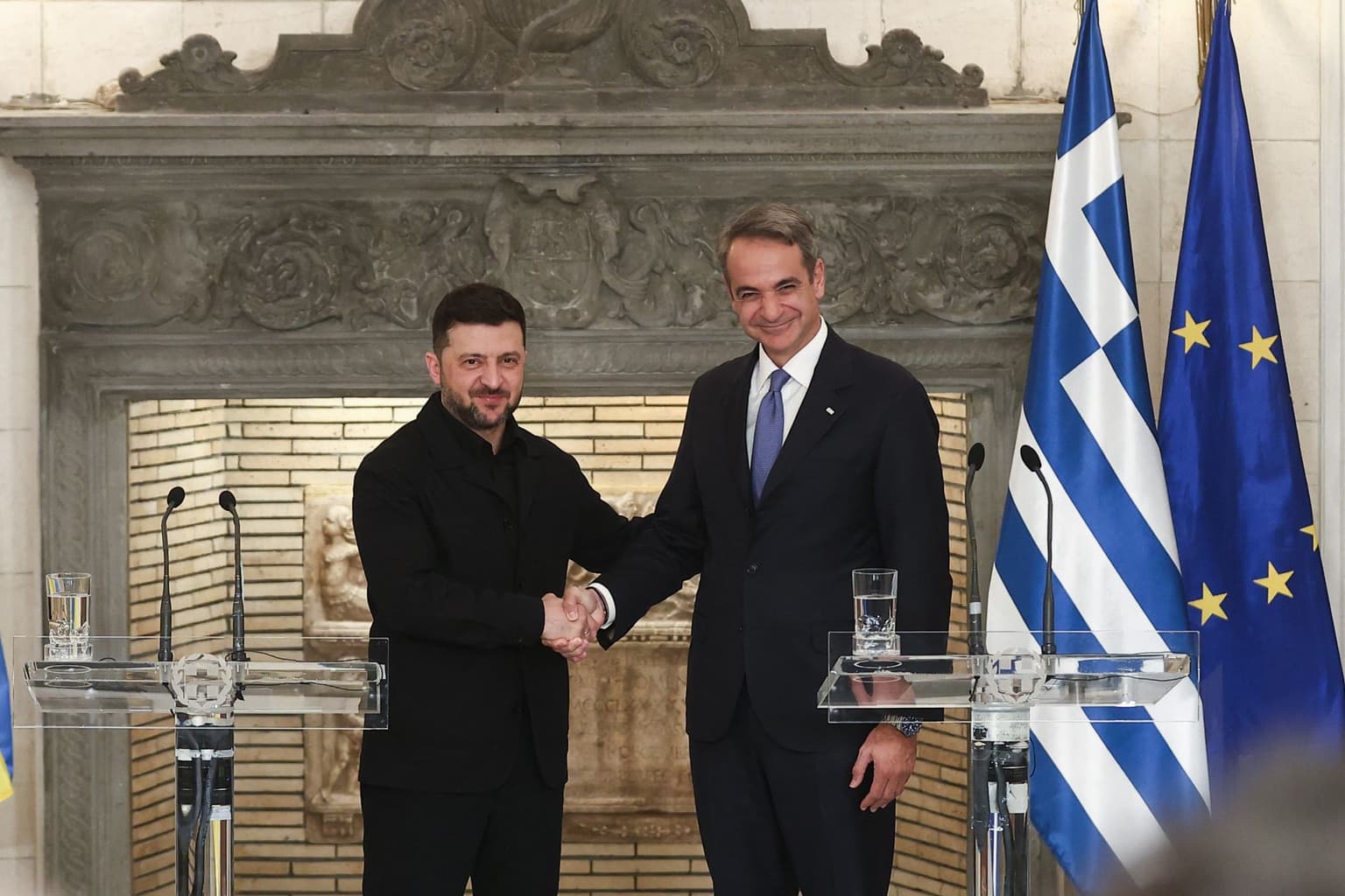 Ukraine and Greece sign US gas deal to secure winter supply