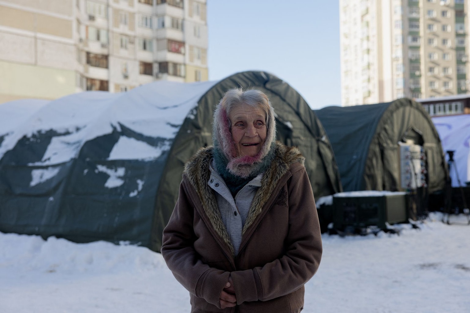 'Everyone is waiting for spring' — How Kyiv's hardest hit district is coping with no heating