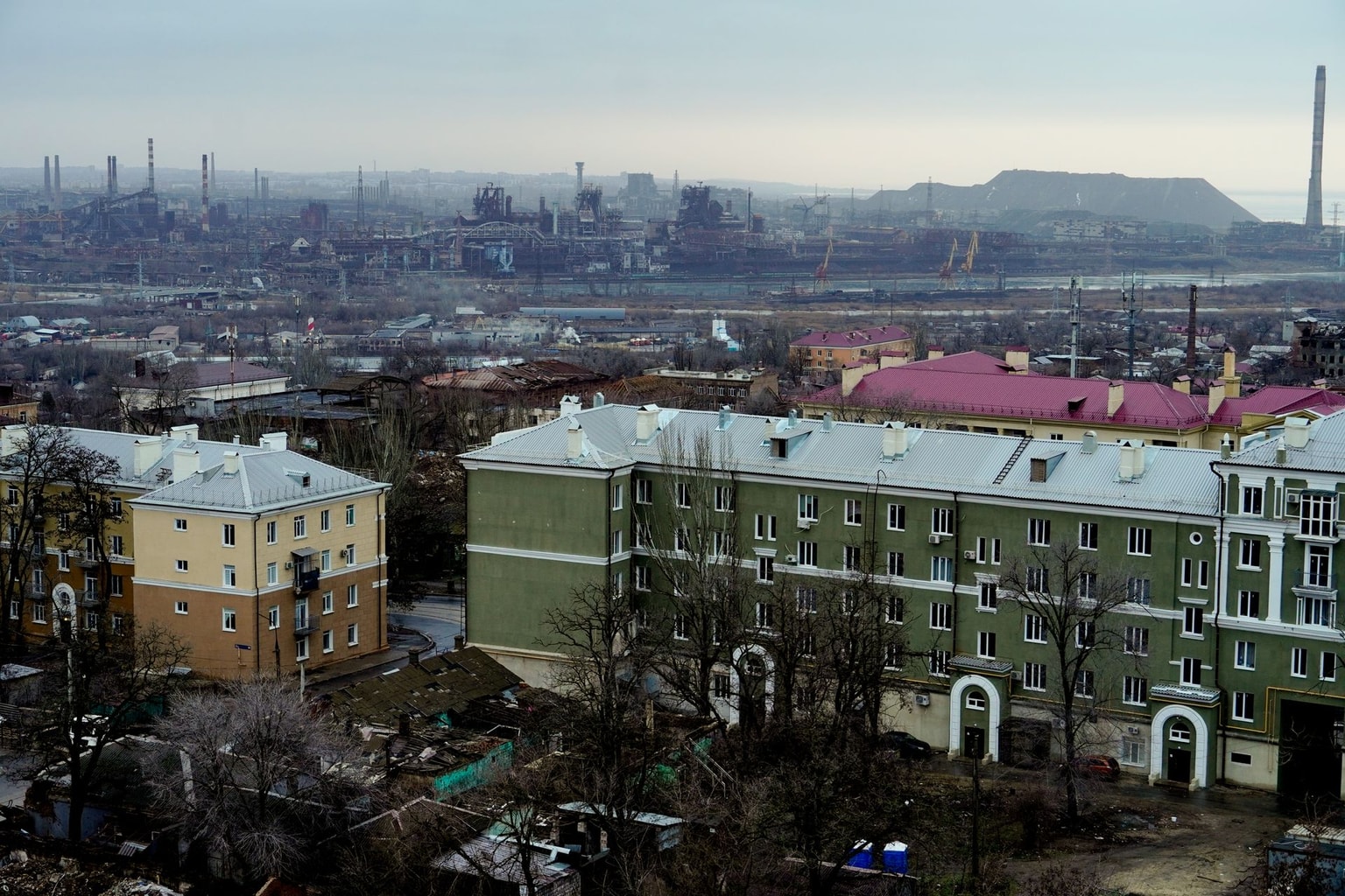 Human Rights Watch condemns Russia's unlawful property seizures in occupied Ukraine
