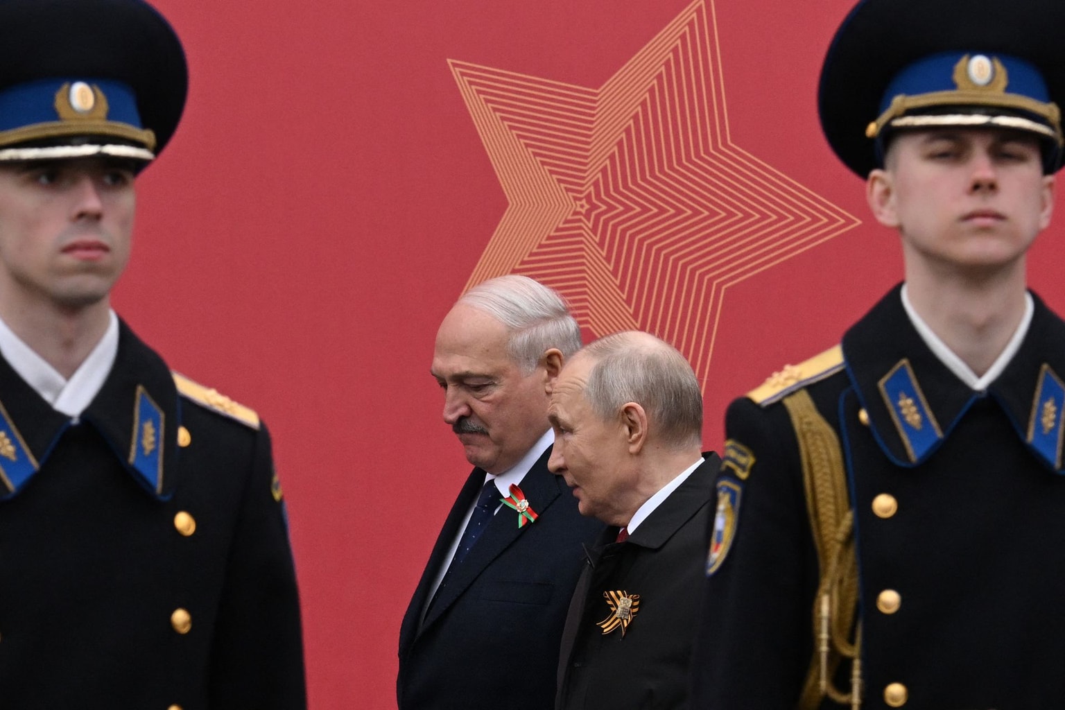 Ukraine turns up heat on Lukashenko despite limited signs of new military threat