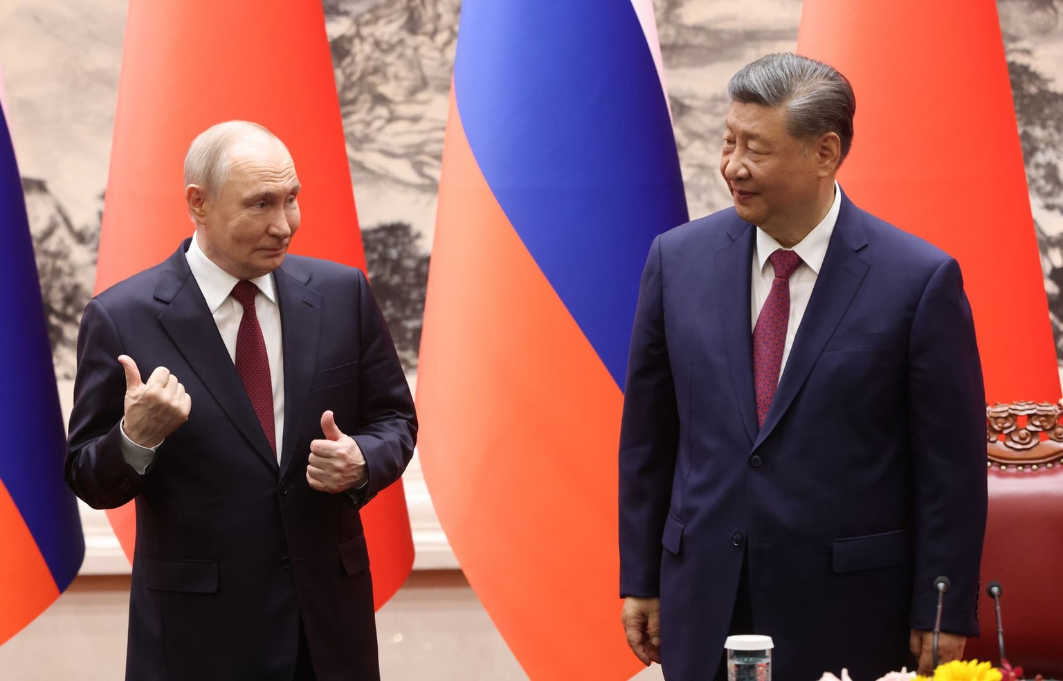 Russian President Vladimir Putin (L) and Chinese President Xi Jinping (R) in Beijing, China, on May 20, 2026.
