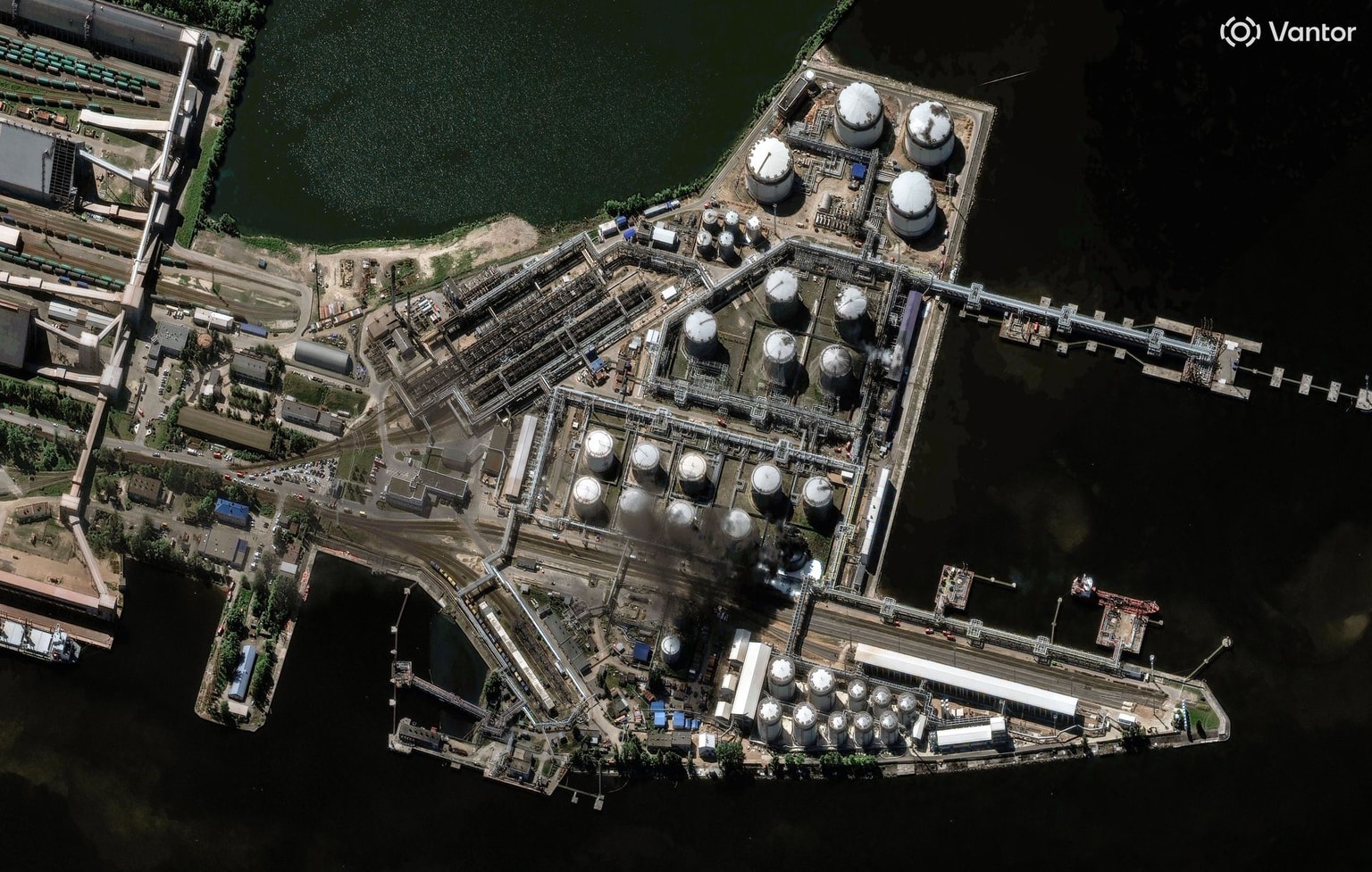 Vantor satellite image shows the aftermath of attacks on an oil terminal in St. Petersburg, Russia, on June 3, 2026. (Satellite image (c) 2026 Vantor)