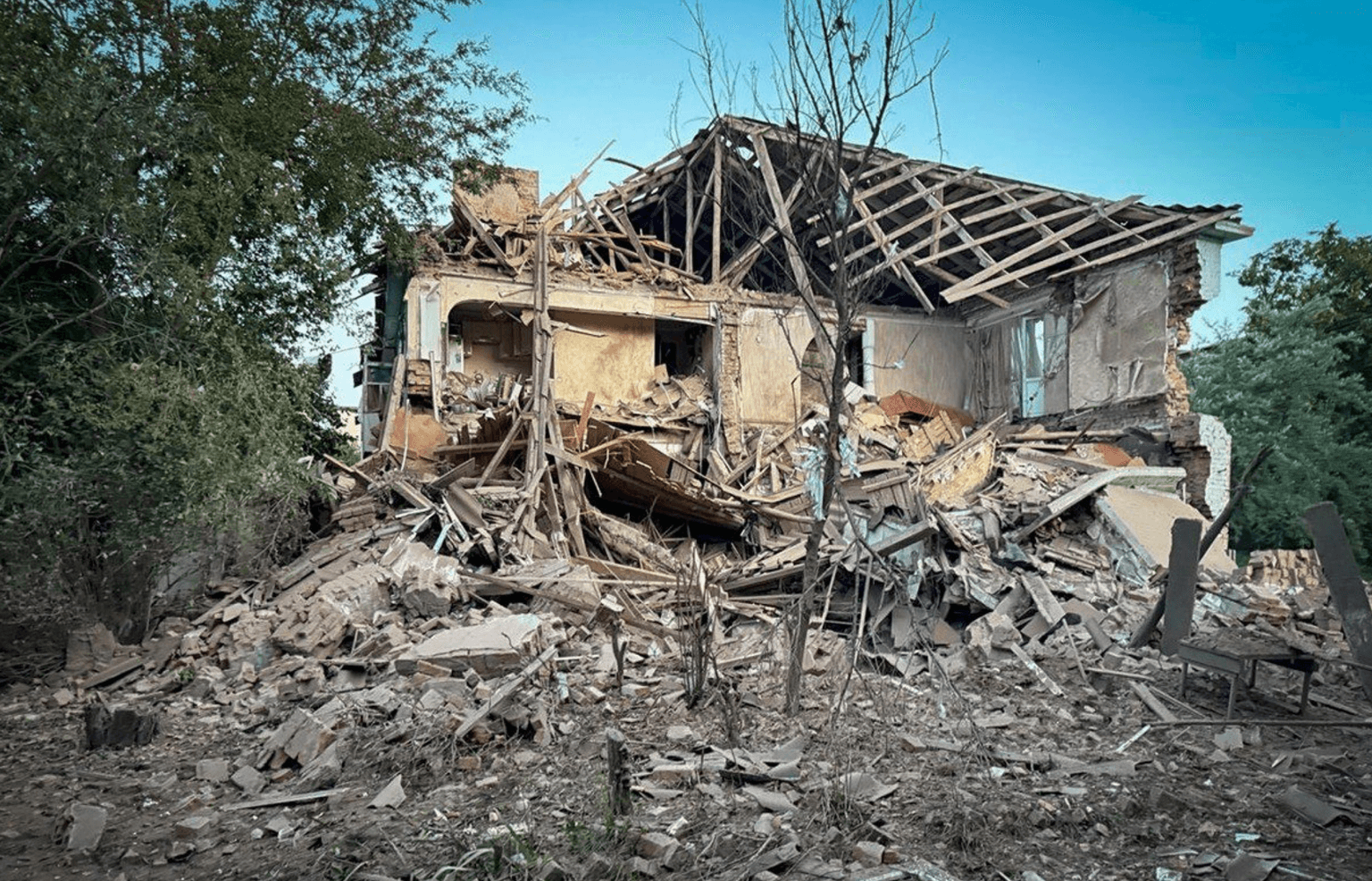 Russian attacks kill three and injure 45 civilians in Ukraine over last day