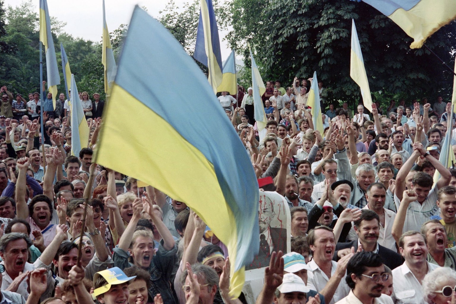 Drama, determination, and risk: Remembering how Ukraine's independence unfolded