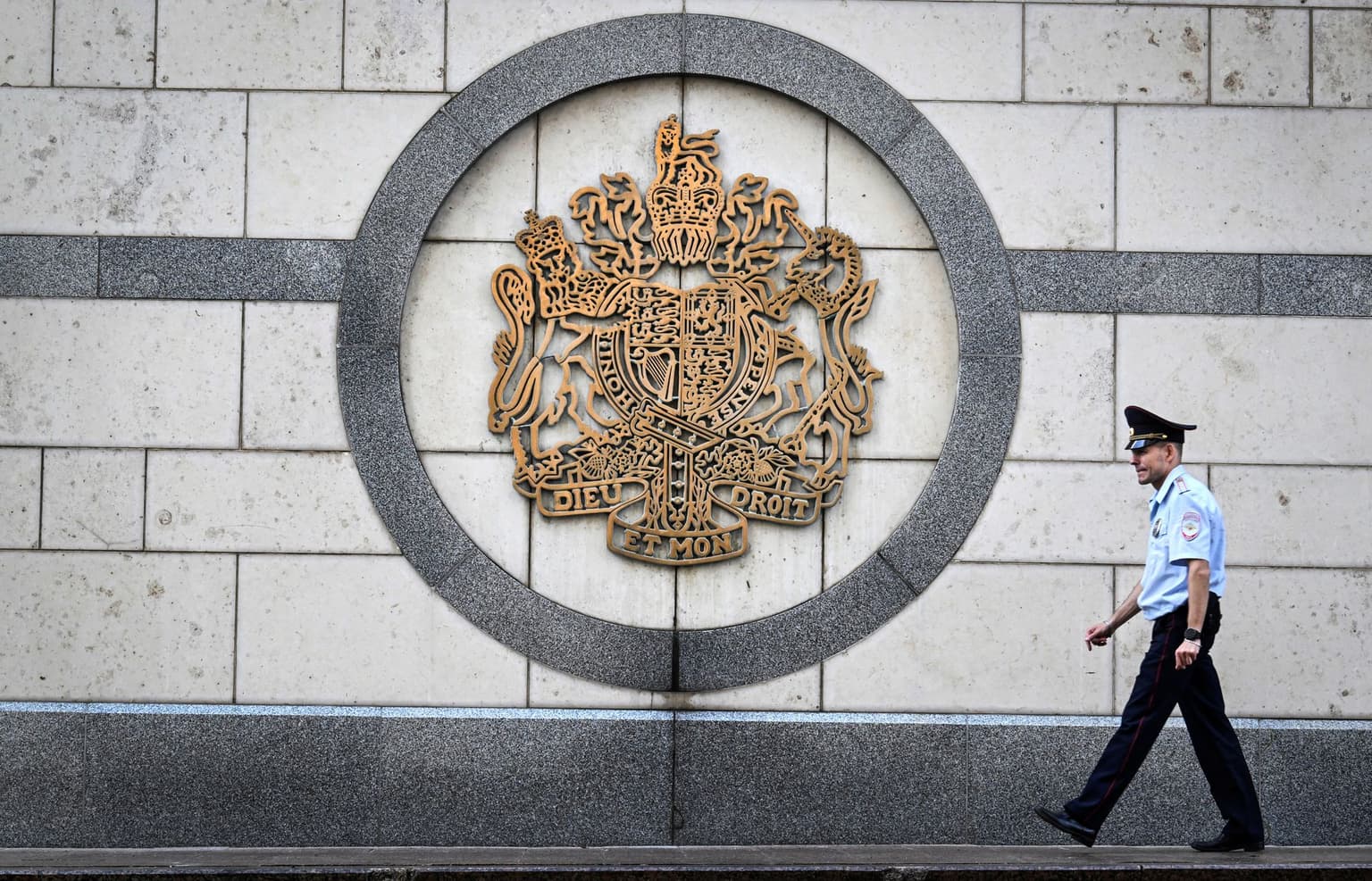 UK ramps up sanctions against Russian shadow fleet, crypto industry, big oil