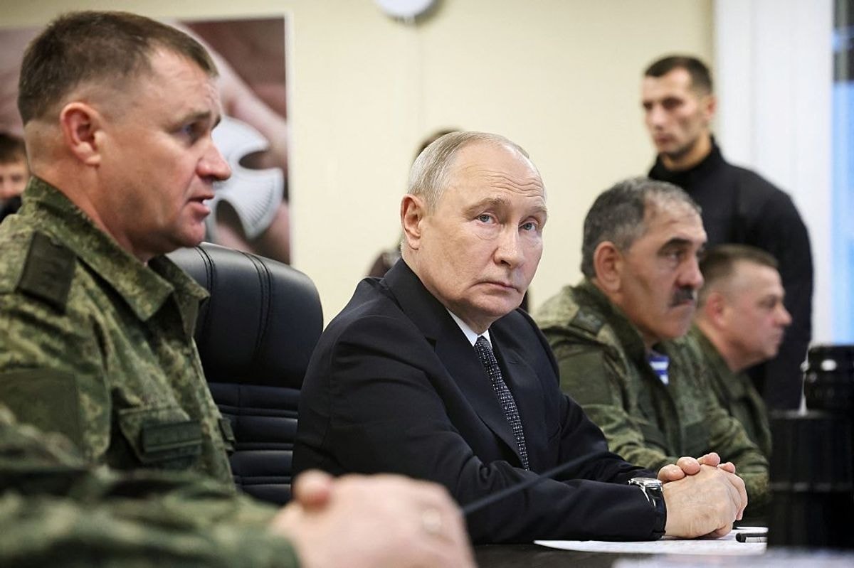 What does Russia's rising military budget say about its plans for the war?
