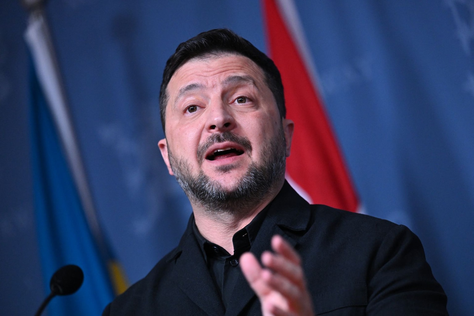 Zelensky details expectations for upcoming trilateral peace talks with Russia, US