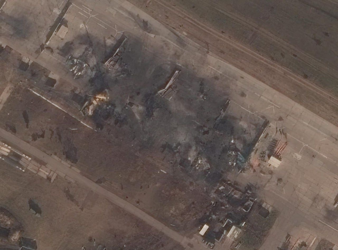 Satellite imagery of the damaged Su-34M bombers on the Borisoglebsk military airfield in Voronezh region, Russia, on Oct. 15, 2026 (President Zelensky/Telegram)